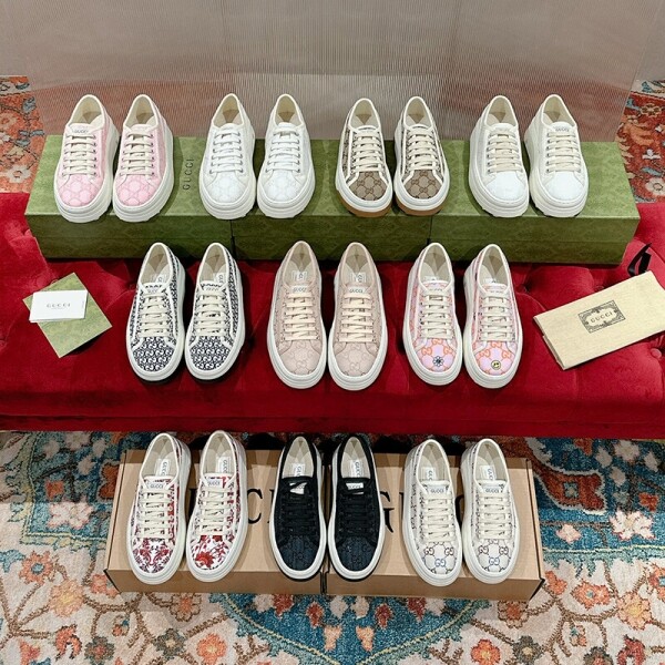 위핑,구찌 여성용 GG 트레이너 ‎771645 FABH3 9179