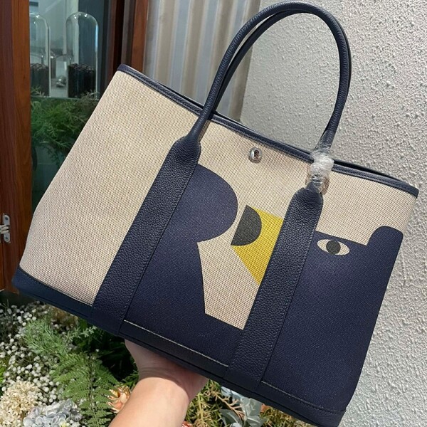 위핑,에르메스 가든파티 36 보야쥬 토트백 Écru / Beige / Multicolore / Indigo H085078CKAA