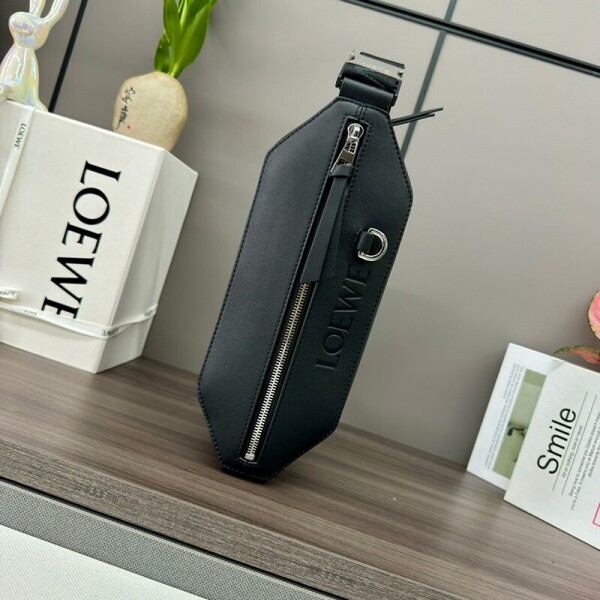 위핑,로에베 블랙 클래식 컨버터블 슬링 백 B777NCNX01