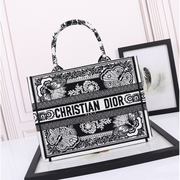 위핑,DIOR 디올 북 토트백 미디움 화이트블랙 미듐 M1296ZESE M993