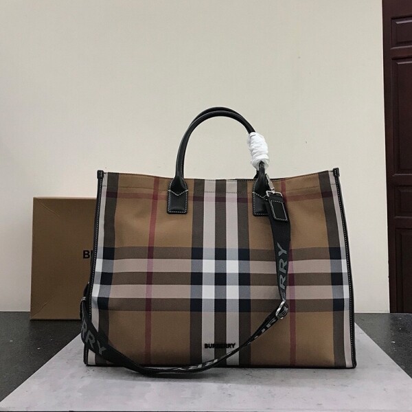 위핑,버버리 체크 캔버스 토트백 Check Cotton Canvas Tote 80418941