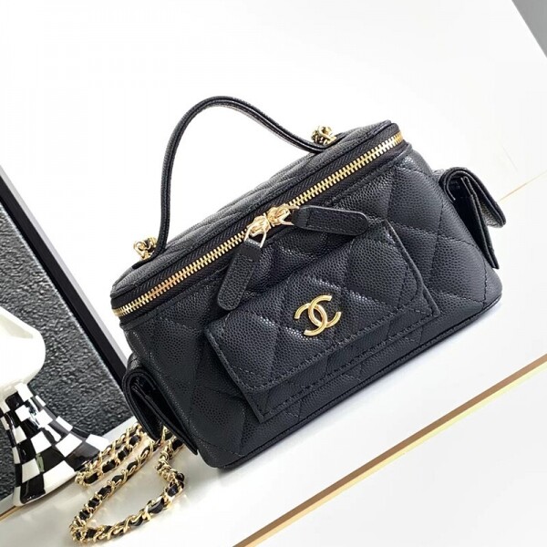 위핑,샤넬 CHANEL 체인 코스메틱 케이스 AP3017
