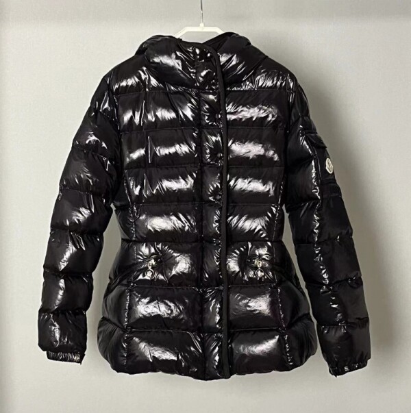 위핑,몽클레르 Barante 쇼트 다운 자켓 3컬러 J20931A00017597EU999