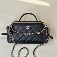 샤넬 코스메틱 케이스 Shiny Crumpled Lambskin & Gold-Tone Metal  AS5222