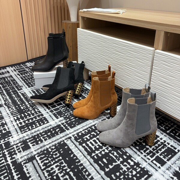 위핑,FW24 디올 Dior Icon 힐 앵클 부츠 4컬러 KDT067VVV S900