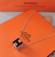 에르메스 Hermès 큐브 여자 실버 목걸이