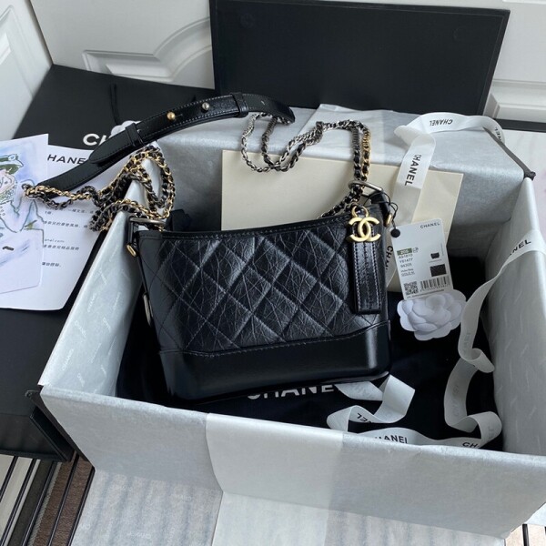위핑,샤넬 가브리엘 스몰 호보백 블랙 A91810
