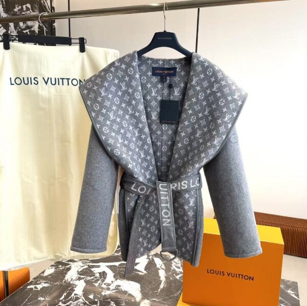 블링크,루이비통 FW24 코트 1A9LF1