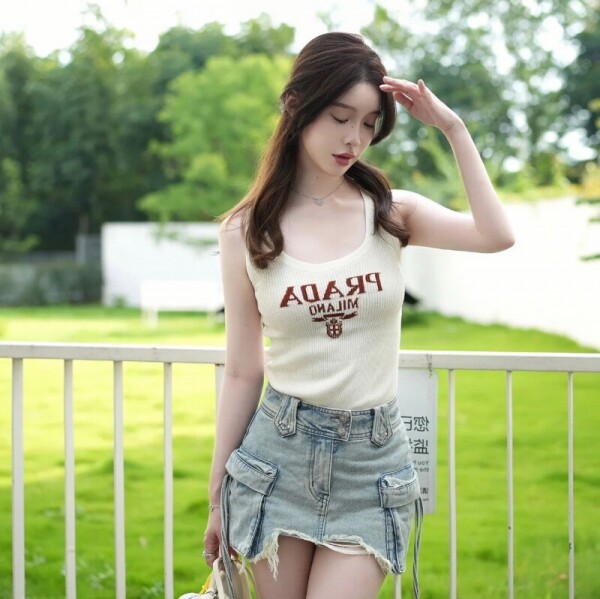 위핑,프라다 고품질 런닝티 3칼라 01