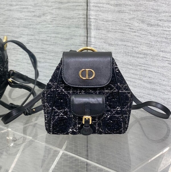 위핑,디올 DIOR 카로 스몰 백팩 M6302UDFG M911