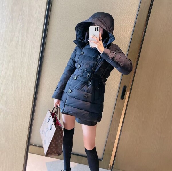 위핑,버버리 여성 벨티드 나일론 퍼퍼 숏 패딩 2컬러 80450211