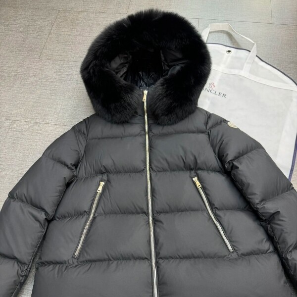 블링크,몽클레어 24FW Laichefur 여성 패딩 2컬러 J20931A0017454AQE999