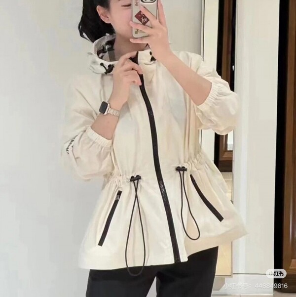위핑,버버리 BIRLEY 바람막이 여성 자켓 2컬러 8084261