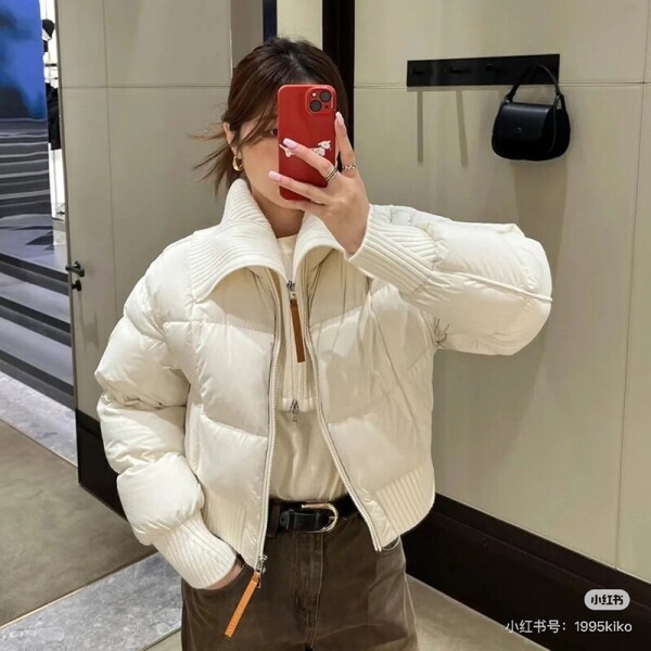 위핑,몽클레어 24FW 제이디트 숏패딩 자켓 화이트 J20931A0013059815050