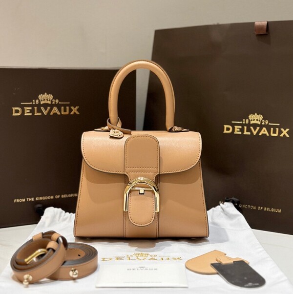 위핑,델보 브리앙 미니 복스 카멜 AA0406