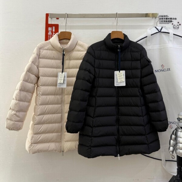 위핑,몽클레어 다운 자켓 2컬러 K20931C00001596ZR999  J