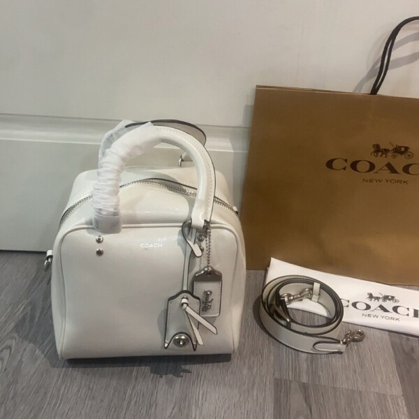 위핑,코치 큐브 로그 백 20 화이트 CBH04