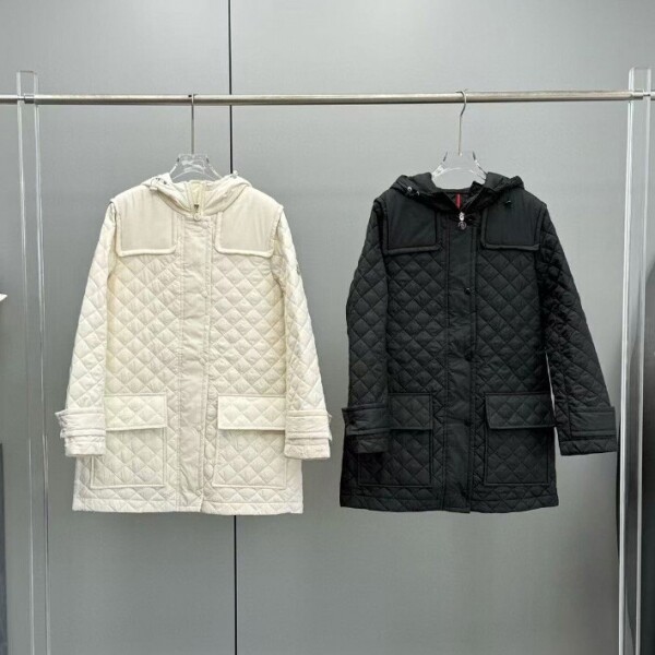 위핑,몽클레어 패딩 2컬러 K20931A00022597YW778