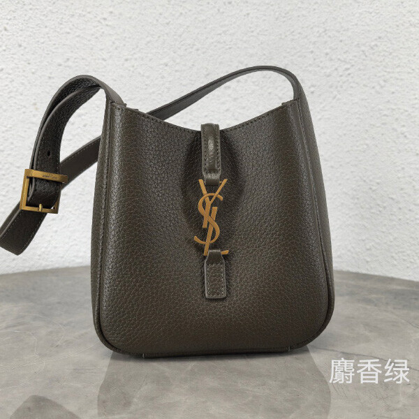 위핑,생로랑 LE 5 À 7 서플 베이비백 카키 809461