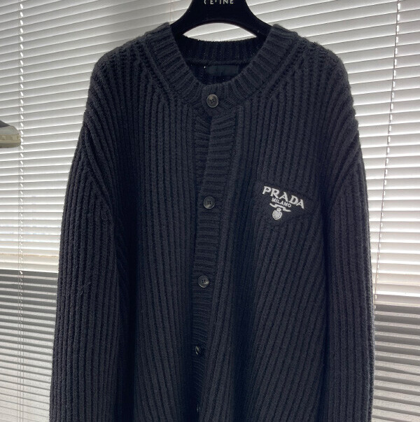 블링크,프라다 고품질 가디건 01 C