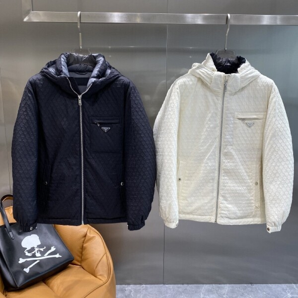 위핑,프라다 고품질 점퍼 자켓 2컬러 32  C