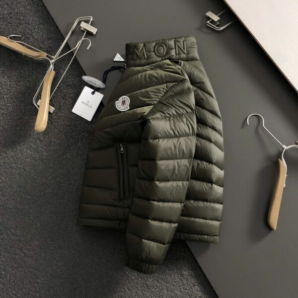 위핑,몽클레어 고품질 남성 점퍼 2컬러  19  F