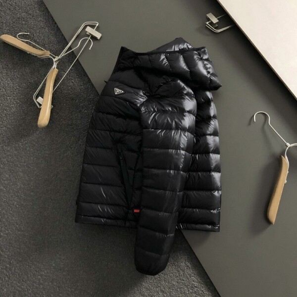 블링크,프라다 고품질 남성 점퍼 34  F