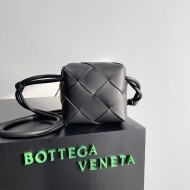 보테가베네타 카세트 카메라 백 블랙  701915