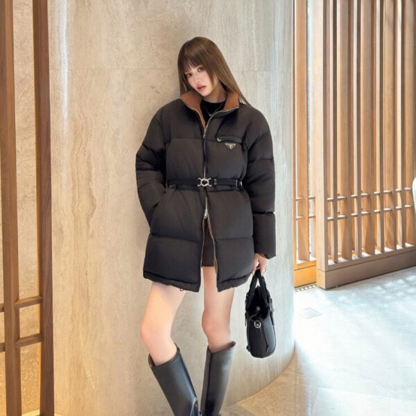 블링크,프라다 25FW 리나일론 다운 패딩 자켓 29D408   Y