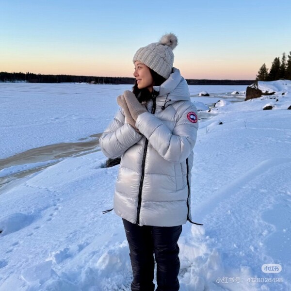 블링크,캐나다구스  크로프턴 패딩  남여공용 점퍼 실버 2252M 61  F