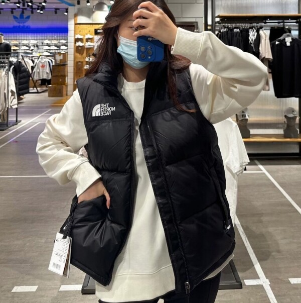 블링크,노스페이스 다운 조끼 남여공용 블랙 NF0A7WPA  F