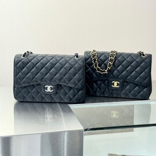 블링크,샤넬 클래식 라지 캐비어 블랙 A58600