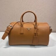 프라다 25FW 코냑 삼각로고 더플백 2VC048
