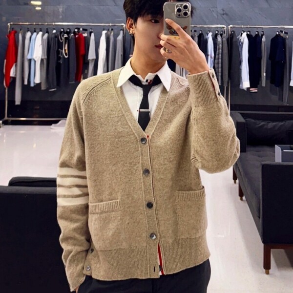 블링크,톰브라운 베이지 셰틀랜드 울 4바 릴랙스 핏 브이넥 스웨터 MKC613A  Y