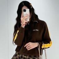 미우미우 니트 스웨트셔츠 다크 브라운 콘 MMR463   Y