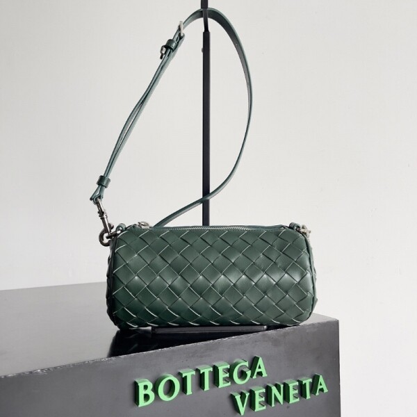 블링크,보테가 베네타 미니 인트레치아토 배럴 에메랄드 그린 777391V2HL13048