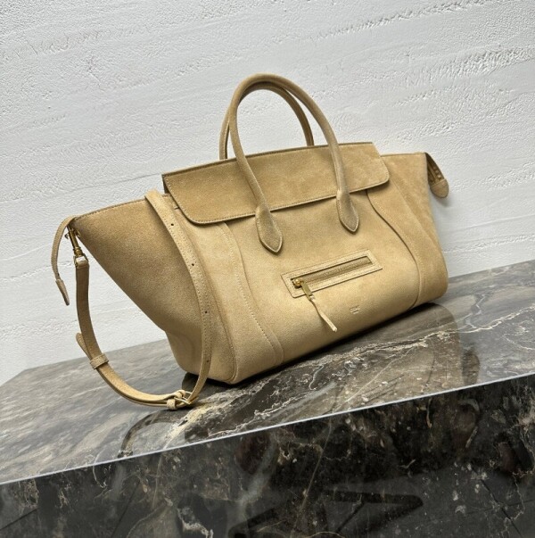 블링크,셀린느 미듐 뉴 러기지백 스웨이드 베이지 L100E2N22 02BG