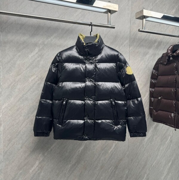 블링크,몽클레르 지니어스 x 1952 콜라보 구스다운 집업 남여공용  0921A0003353A0E999  F