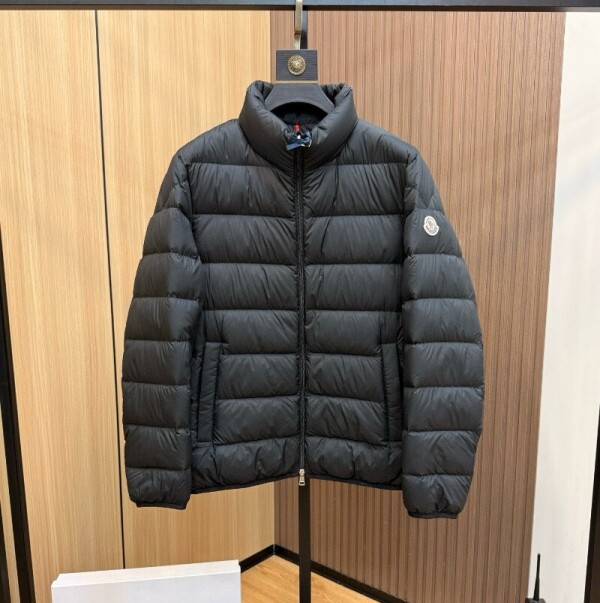 블링크,몽클레어 바우디네 짧은 패딩 3컬러 J20911A0007754A81034  C