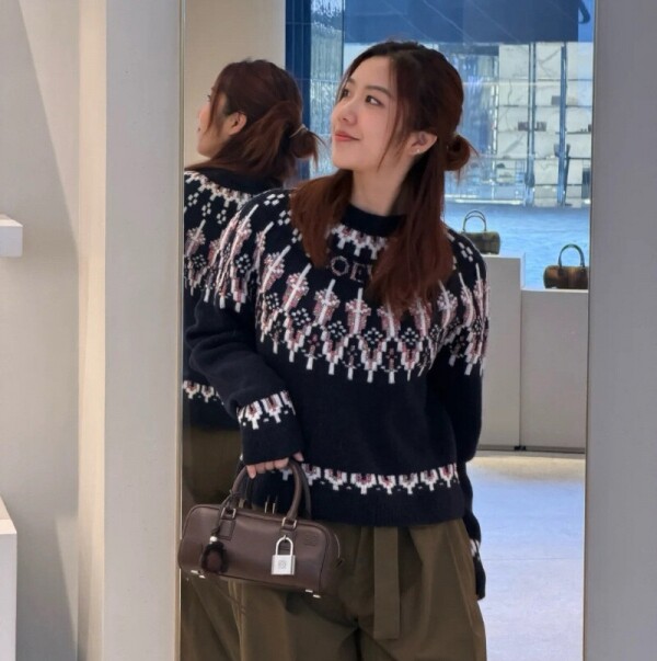 블링크,26SS 로에베 여성 스웨터 S359Y14KIB  H