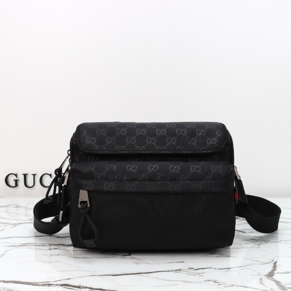 블링크,구찌 남성 GG 나일론 미디움 크로스백 블랙 816820