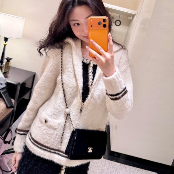 블링크,샤넬 스웨터 Sweater P79704  H