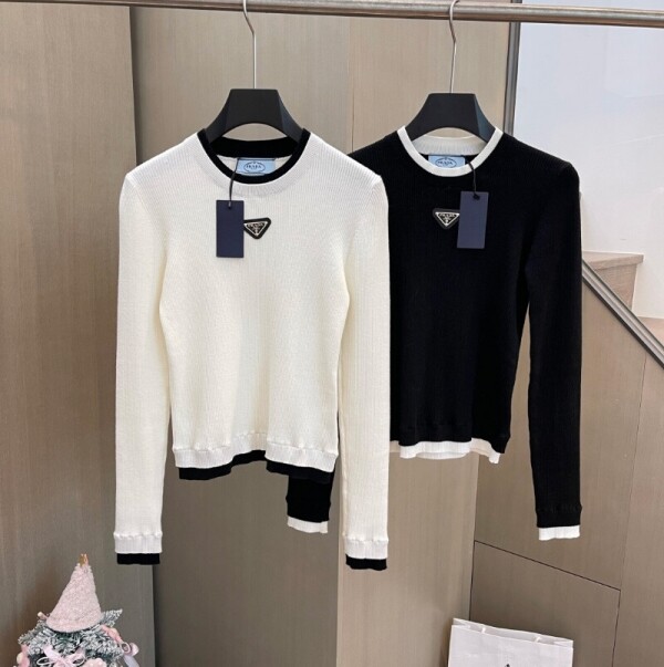 블링크,프라다 고품질 여성 니트 스웨터 2컬러 01  H