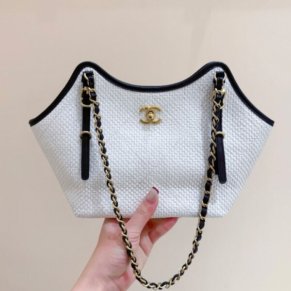 블링크,샤넬 26C 크루즈 라피아 쇼퍼백 스몰 토트 AS6015