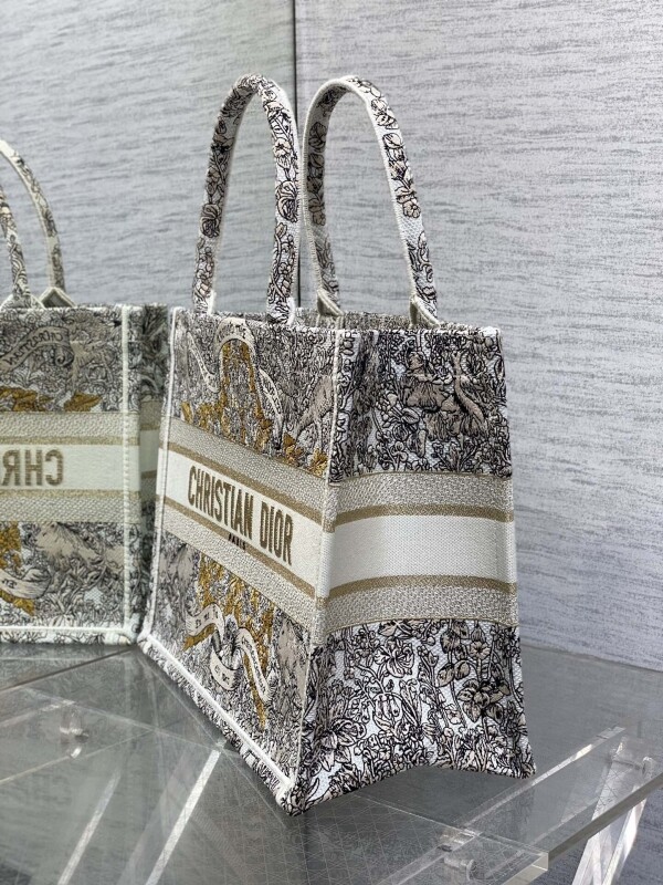 위핑,디올 여성가방  북 토트백 쇼핑백