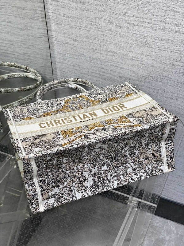 위핑,디올 여성가방  북 토트백 쇼핑백