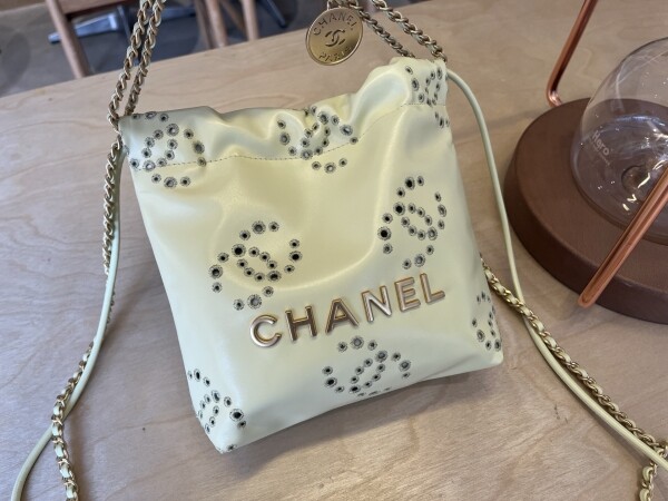 블링크,샤넬 22백 신상 쇼퍼백 숄더백 투투백 미니