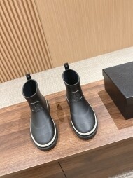 샤넬 CC 로고 카우코크 러버 레인보우 부츠 2컬러
