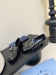 프라다 Prada 여성 로퍼