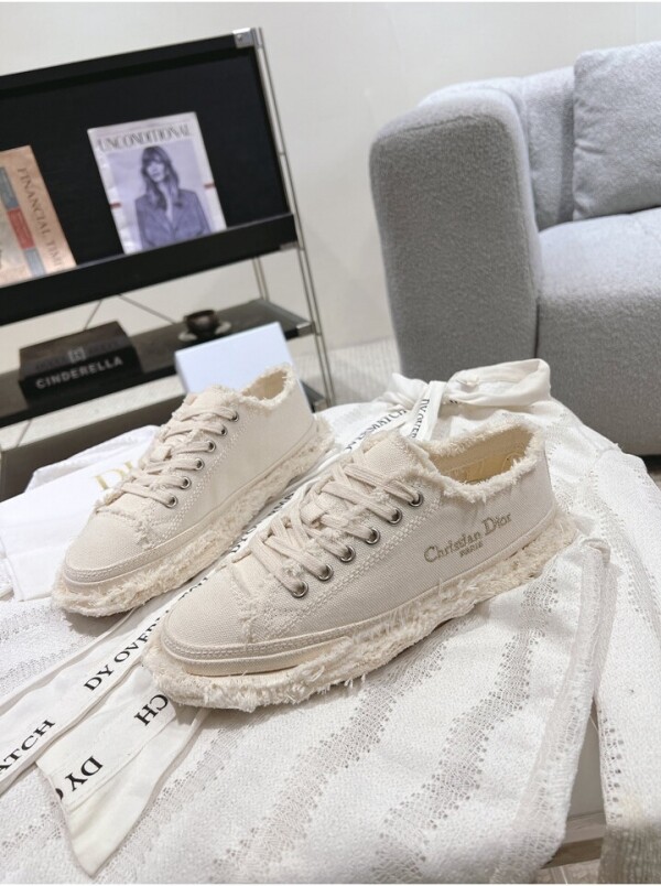 위핑,디올 블레이즈 D-Blaze Sneaker 여성 스니커즈